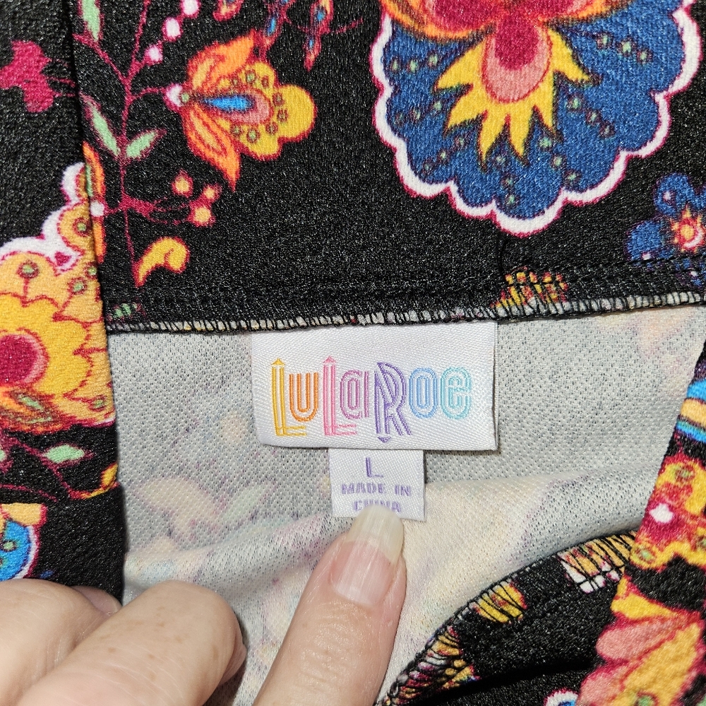 Lularoe - Picture 2 of 2